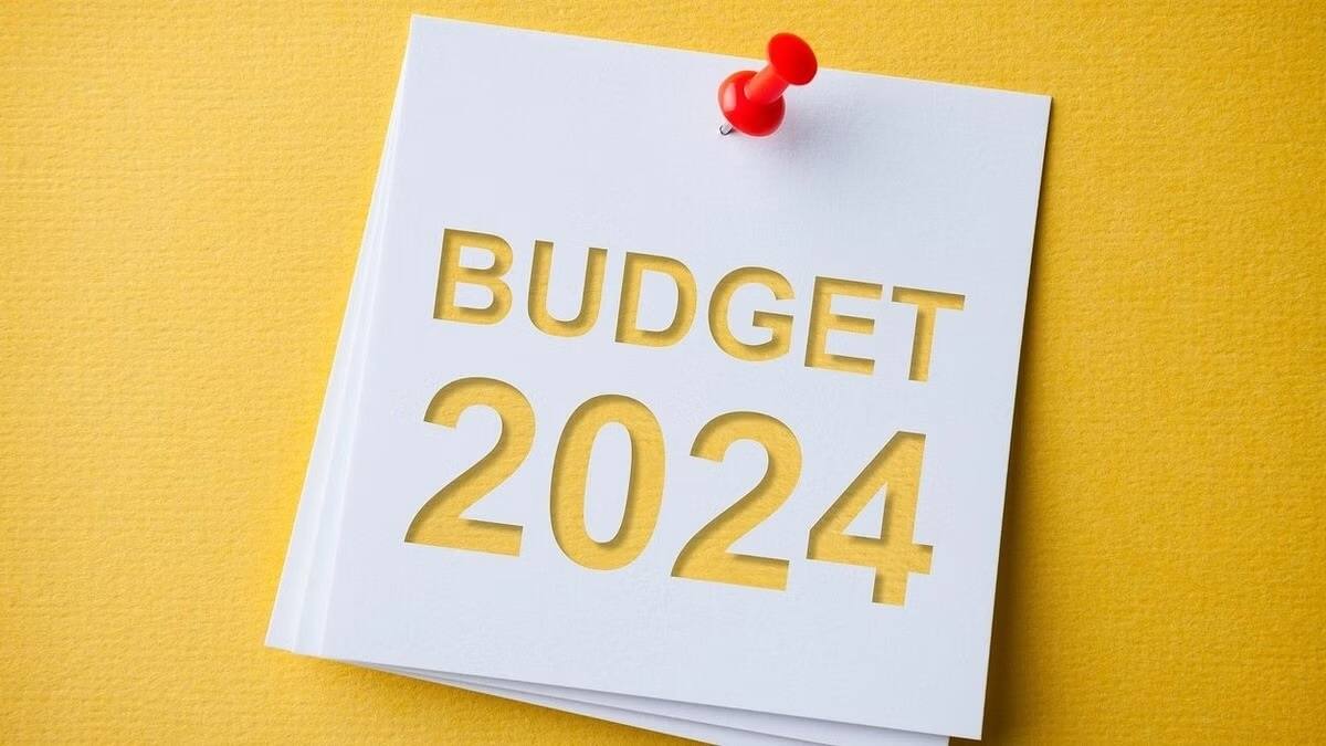 Budget 2024 Date: आखिर क्यों शाम 5 बजे की जगह सुबह 11 बजे बजट पेश किया जाने लगा? अंग्रेजों से था नाता