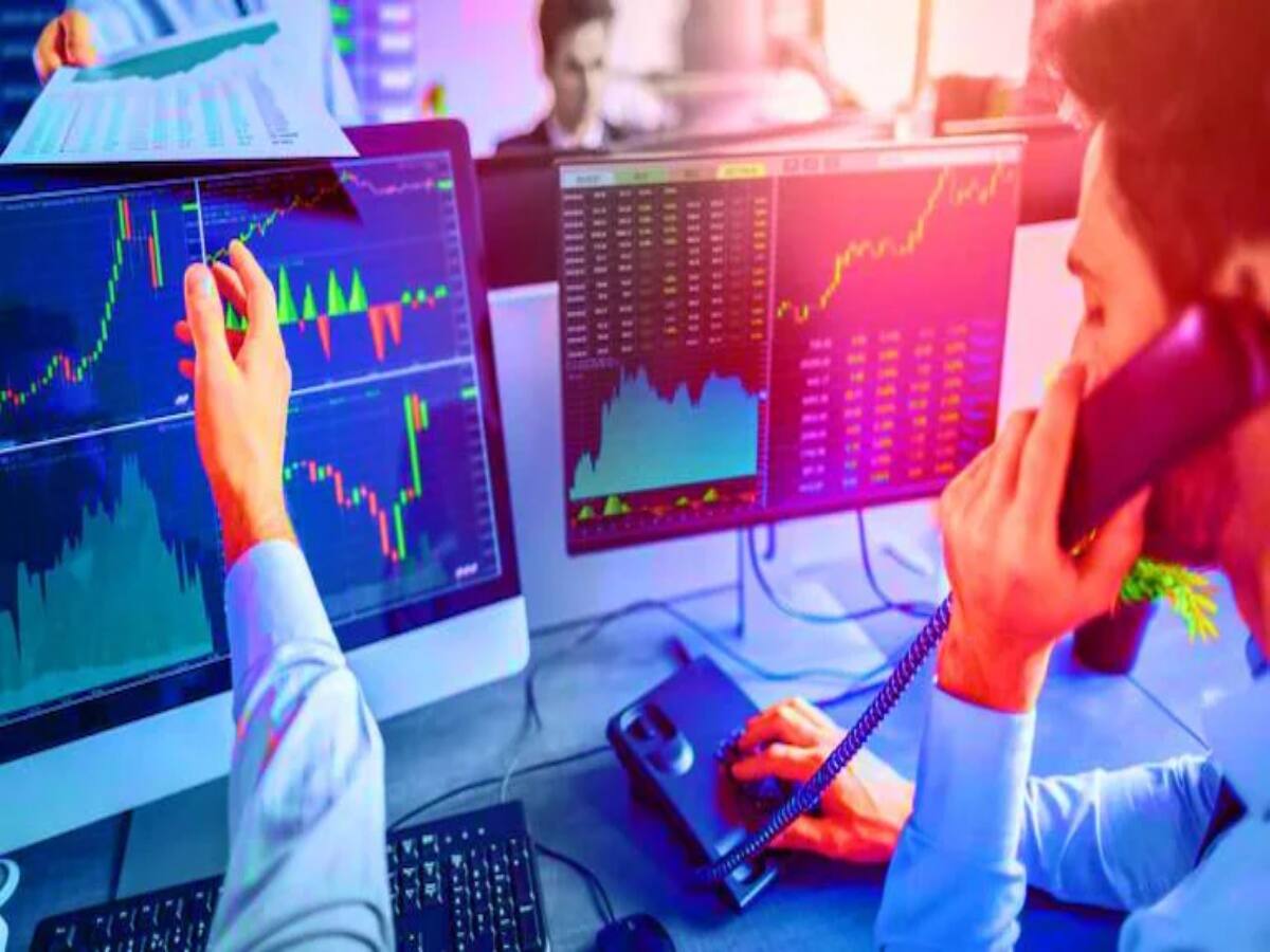 Stock Market Closing Bell: बजट के एक दिन पहले निवेशकों ने कमाए ₹1.93 लाख करोड़, लेकिन Sensex-Nifty रेड जोन में बंद Stock Market Closing Bell: बजट के एक दिन पहले निवेशकों ने कमाए ₹1.93 लाख करोड़, लेकिन Sensex-Nifty रेड जोन में बंद