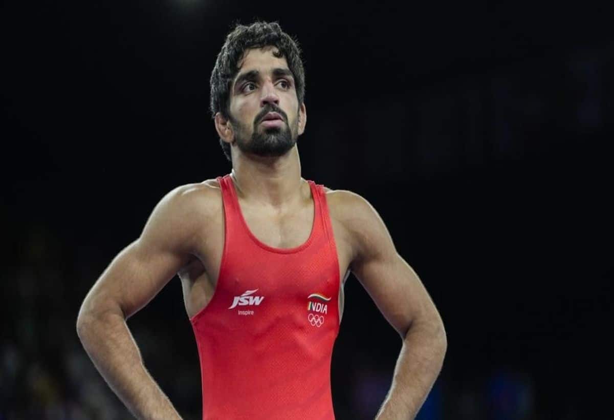 Aman Sehrawat Promotion: ओलिंपिक ब्रॉन्ज मेडल विजेता अमन सहरावत का रेलवे में हुआ प्रमोशन, सैलरी में भारी बढ़ोतरी