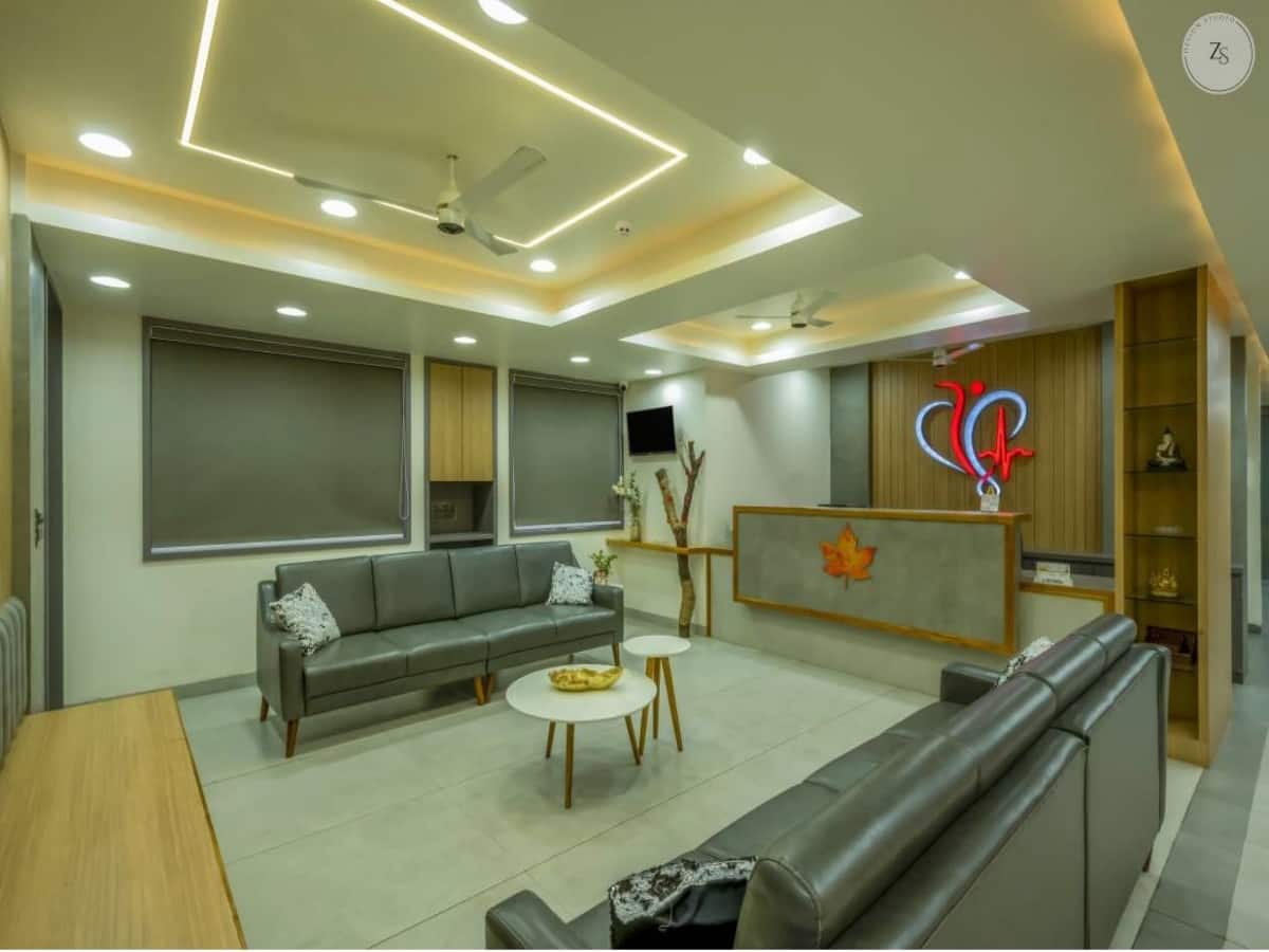 Broach Lifecare IPO Listing: 90% प्रीमियम पर एंट्री के बाद अपर सर्किट, Maple Hospitals ने कर दिए पैसे डबल