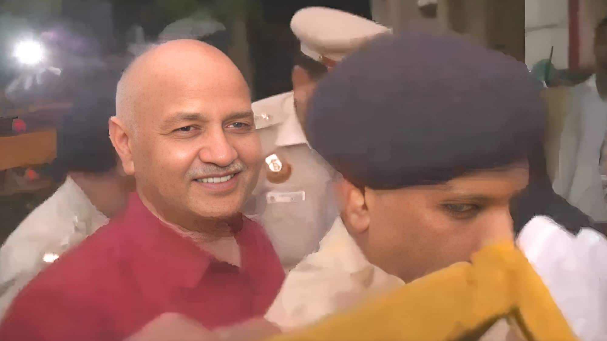 Manish Sisodia: 17 महीने बाद तिहाड़ जेल से बाहर आए मनीष सिसोदिया, बोले- बाबा साहेब का संविधान हमें बचाएगा