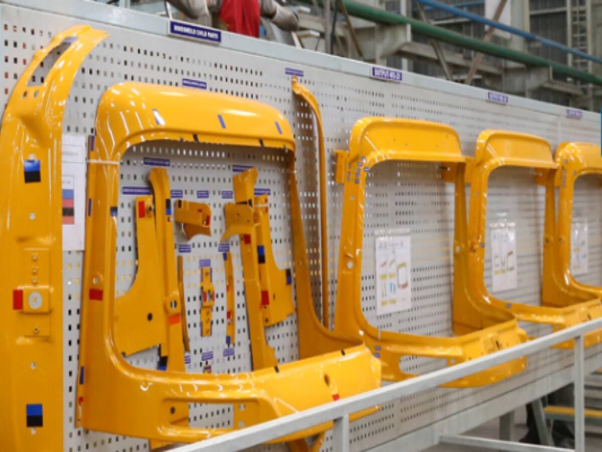 Metalman Auto IPO: सेबी के पास आईपीओ का ड्राफ्ट जमा, ऐसी है मेटलमैन ऑटो की कारोबारी सेहत Metalman Auto IPO: सेबी के पास आईपीओ का ड्राफ्ट जमा, ऐसी है मेटलमैन ऑटो की कारोबारी सेहत