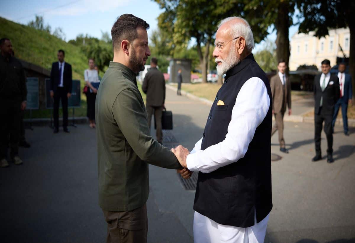 Russia Ukraine War: क्या भारत कराएगा रूस-यूक्रेन युद्ध का अंत? कीव ने कहा- नई दिल्ली का सीजफायर प्लान सबसे व्यापक Russia Ukraine War: क्या भारत कराएगा रूस-यूक्रेन युद्ध का अंत? कीव ने कहा- नई दिल्ली का सीजफायर प्लान सबसे व्यापक