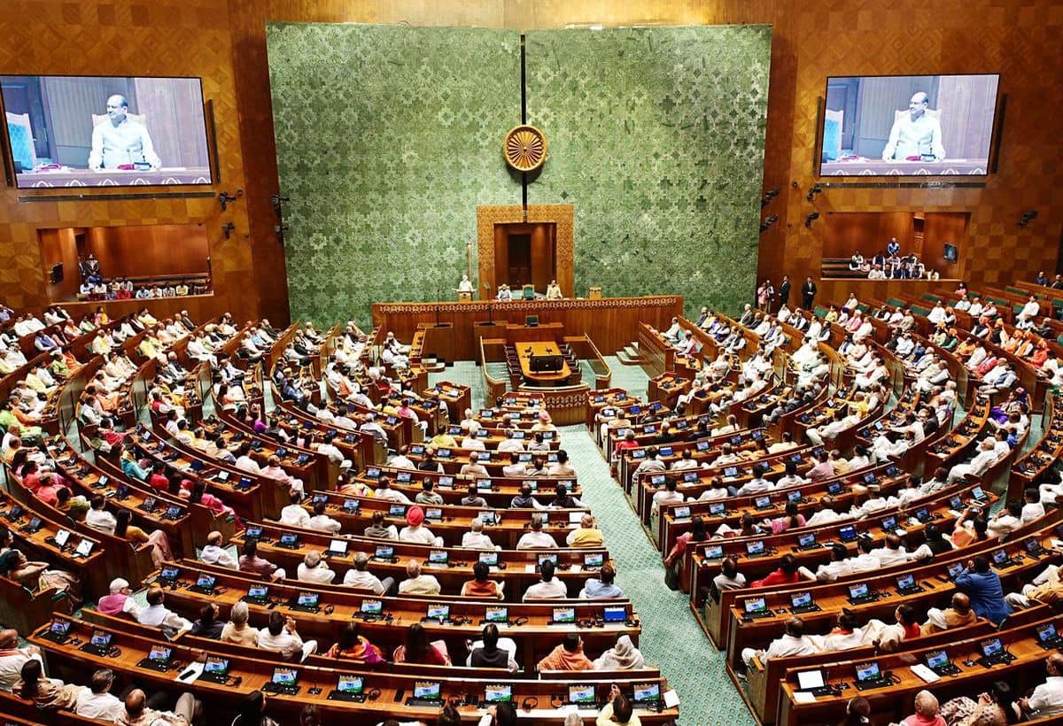 Parliament Winter Session: 25 नवंबर से शुरू होगा संसद का शीतकालीन सत्र, 20 दिसंबर को होगा समाप्त, इन बिलों पर होगी चर्चा