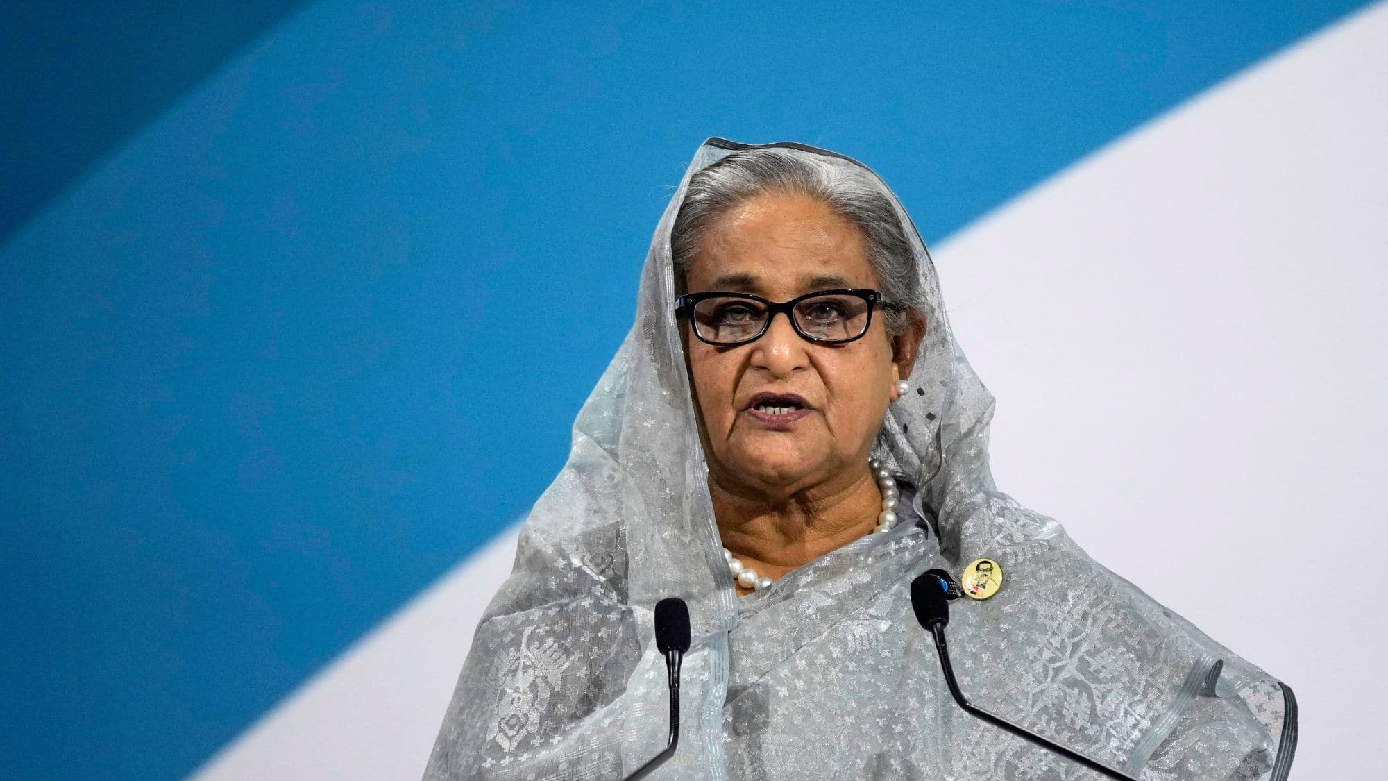 Sheikh Hasina: 'शेख हसीना को वापस भेजें', बांग्लादेश की भारत से मांग, MEA ने दी ये प्रतिक्रिया Sheikh Hasina: 'शेख हसीना को वापस भेजें', बांग्लादेश की भारत से मांग, MEA ने दी ये प्रतिक्रिया