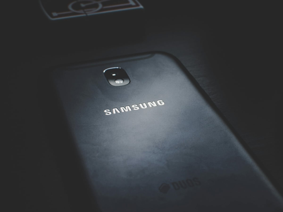 इन वजहों से Samsung को करारा झटका, दस साल में सबसे कम हुआ मार्केट में दबदबा