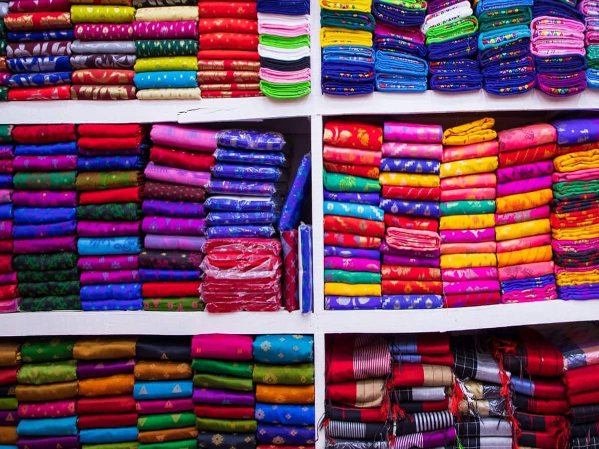 Saraswati Saree Depot IPO: 12 अगस्त से लगा सकेंगे बोली, शेयर किस भाव पर हो सकते हैं लिस्ट Saraswati Saree Depot IPO: 12 अगस्त से लगा सकेंगे बोली, शेयर किस भाव पर हो सकते हैं लिस्ट
