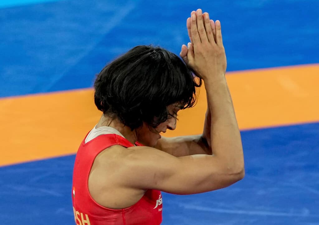 Vinesh Phogat Disqualified: संसद में उठा विनेश फोगाट को अयोग्य किए जाने का मामला, खेलमंत्री लोकसभा में 3 बजे देंगे जवाब