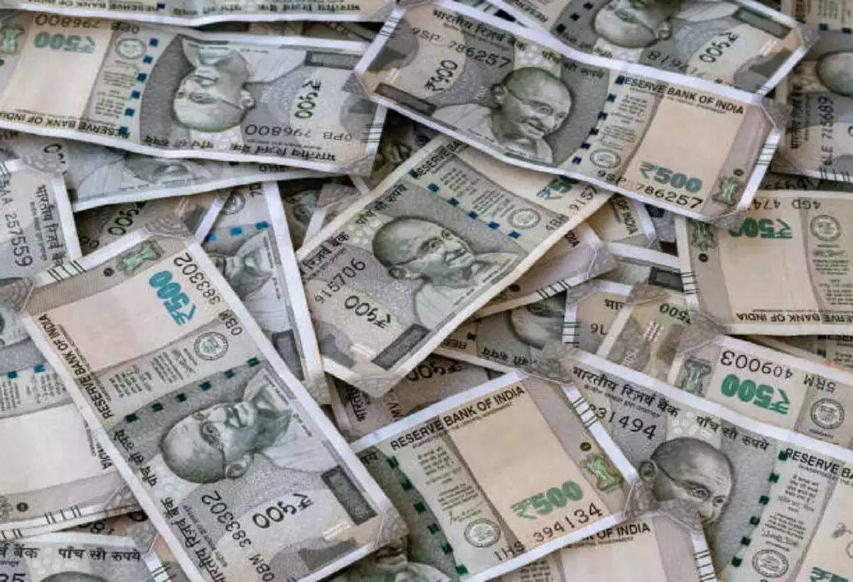Business Idea: गली-नुक्कड़ में भी छाप लेंगे मोटी रकम, हर मौसम में रहती है इस प्रोडक्ट की बंपर डिमांड