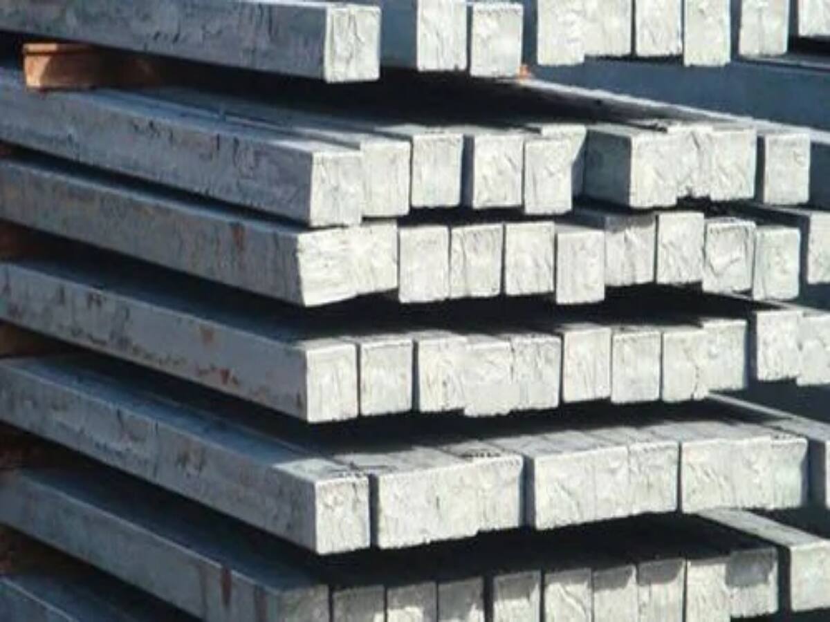 Kalana Ispat IPO Listing: एंट्री करते ही शेयर अपर सर्किट पर, लेकिन आईपीओ निवेशक अब भी भारी घाटे में Kalana Ispat IPO Listing: एंट्री करते ही शेयर अपर सर्किट पर, लेकिन आईपीओ निवेशक अब भी भारी घाटे में