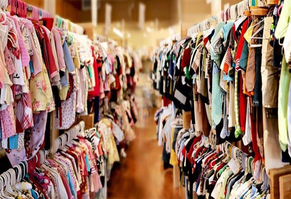 Business Idea: फेस्टिव सीजन में बच्चों के गारमेंट्स के बिजनेस से हो जाएंगे मालामाल, ऐसे करें शुरू