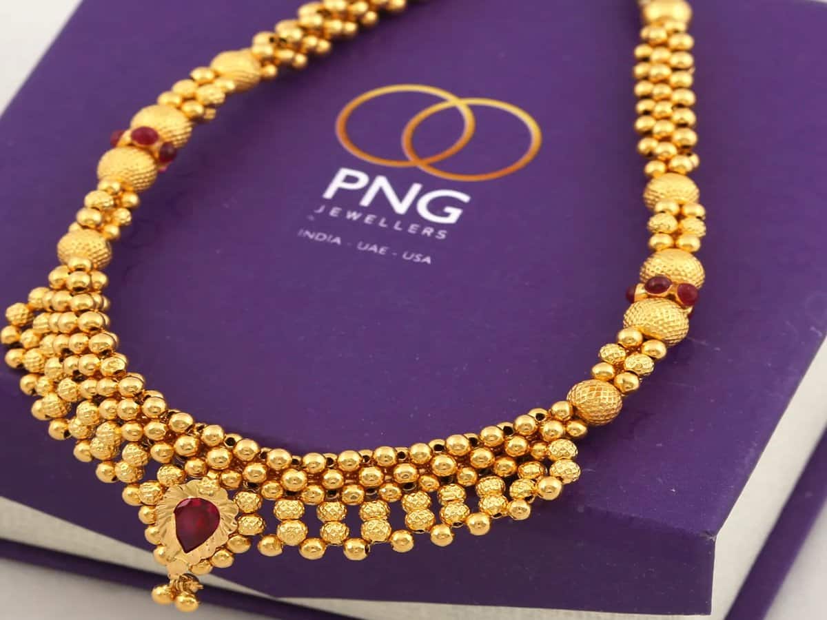 PN Gadgil Jewellers के शेयर में लगा अपर सर्किट, दो ट्रेडिंग सेशन में भरी 16% की उड़ान