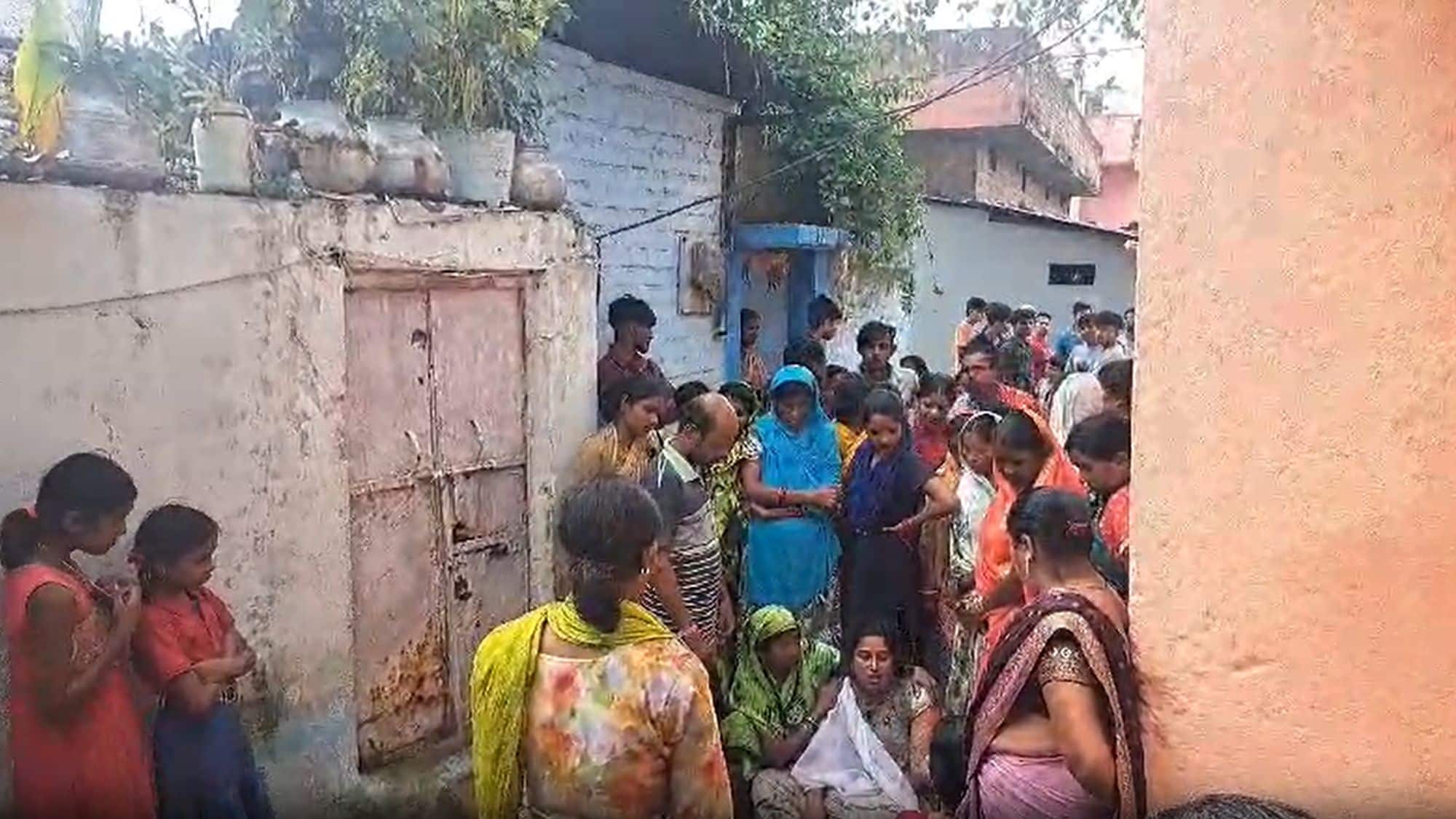'मेरी नहीं हुई, तो किसी की नहीं होने दूंगा' बिलासपुर में 18 साल के प्रेमी ने 17 साल की प्रेमिका की चाकू से गोदकर कर दी हत्या 'मेरी नहीं हुई, तो किसी की नहीं होने दूंगा' बिलासपुर में 18 साल के प्रेमी ने 17 साल की प्रेमिका की चाकू से गोदकर कर दी हत्या