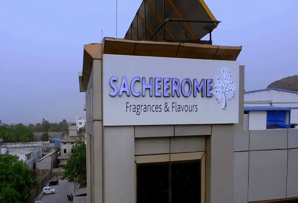 दुबई में भी फैलेगी Sacheerome की महक, भारतीय फ्लेवर कंपनी ने रखा 30-40% ग्रोथ का लक्ष्य दुबई में भी फैलेगी Sacheerome की महक, भारतीय फ्लेवर कंपनी ने रखा 30-40% ग्रोथ का लक्ष्य