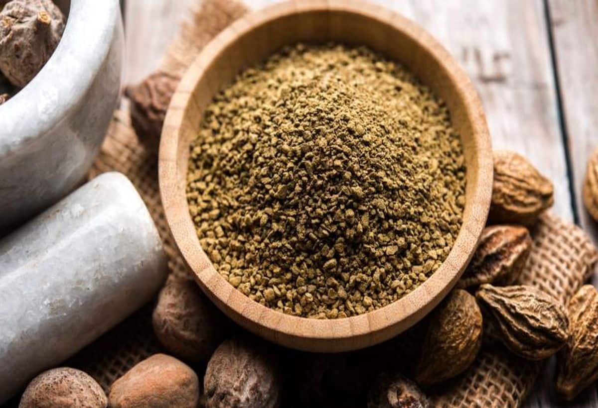 Diabetes: त्रिफला चूर्ण से ब्लड शुगर का नामो निशान मिटा देगा, ऐसे करें सेवन