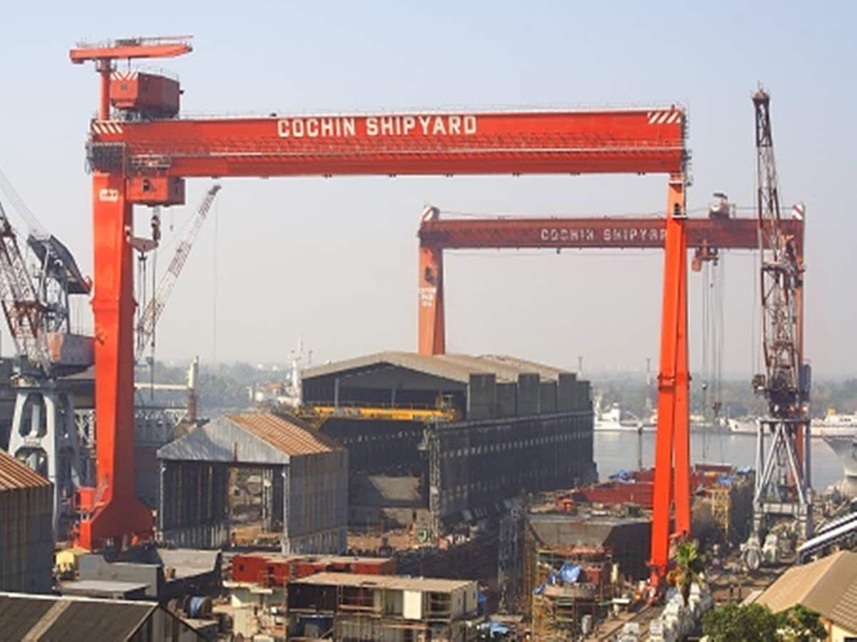 Cochin Shipyard Share: करीब 3 महीने में ही 53% टूट गए शेयर, क्या नए निवेशकों के लिए है एंट्री का मौका?