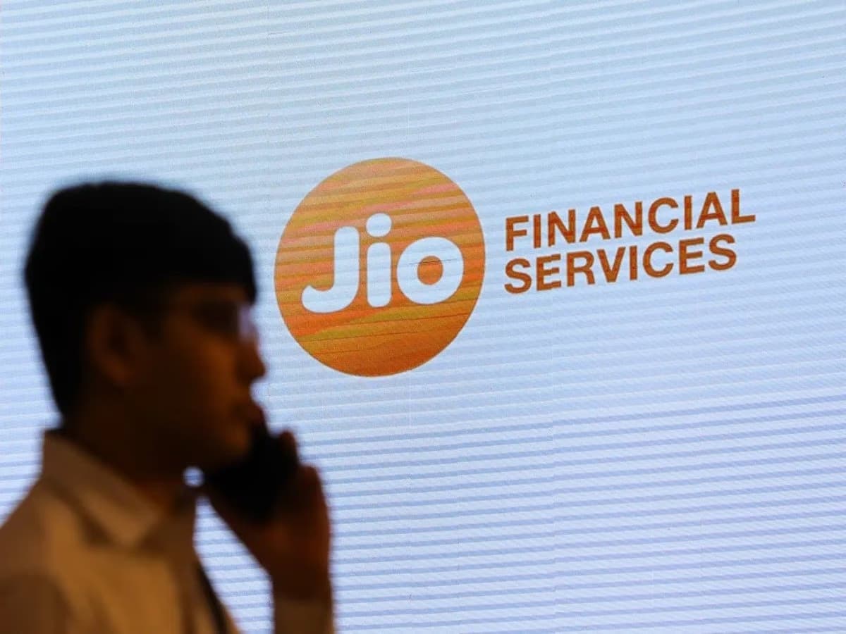 Jio Financial Services Q2 Result: सितंबर तिमाही में मुनाफा 3% बढ़ा, रेवेन्यू में 14% का इजाफा Jio Financial Services Q2 Result: सितंबर तिमाही में मुनाफा 3% बढ़ा, रेवेन्यू में 14% का इजाफा