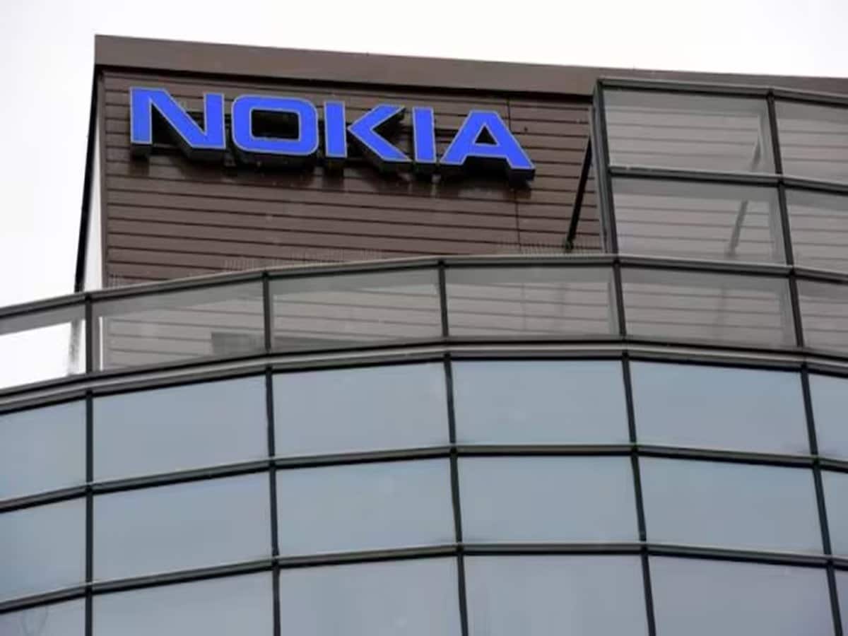 Nokia Layoffs: नोकिया ने 2000 लोगों को नौकरी से निकाला, और 350 कर्मचारियों की होने वाली है छंटनी Nokia Layoffs: नोकिया ने 2000 लोगों को नौकरी से निकाला, और 350 कर्मचारियों की होने वाली है छंटनी