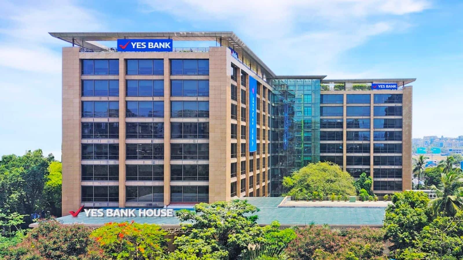 YES Bank के शेयरों में 10% की तेजी, तिमाही नतीजों ने मचाया धमाल, ढाई गुना बढ़ा शुद्ध मुनाफा