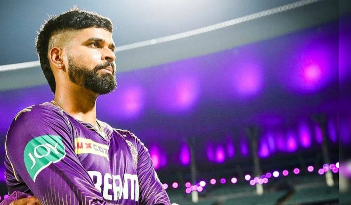 Shreyas Iyer: अय्यर ने काफी समय तक दिल्ली के लिए खेला है। उनका दिल्ली के साथ अनुभव भी अच्छा रहा है। अय्यर का मिडिल ऑर्डर में स्थिरता के साथ खेलना का फायदा टीम को मिल सकता है। कोलकाता नाइट राइडर्स के साथ अय्यर ने काफी अच्छी भूमिका निभाई थी। ऐसे में Delhi Capitals अपने पुराने खिलाड़ी को एक बार फिर से टीम में शामिल करना चाहेगी। (Image- Google)