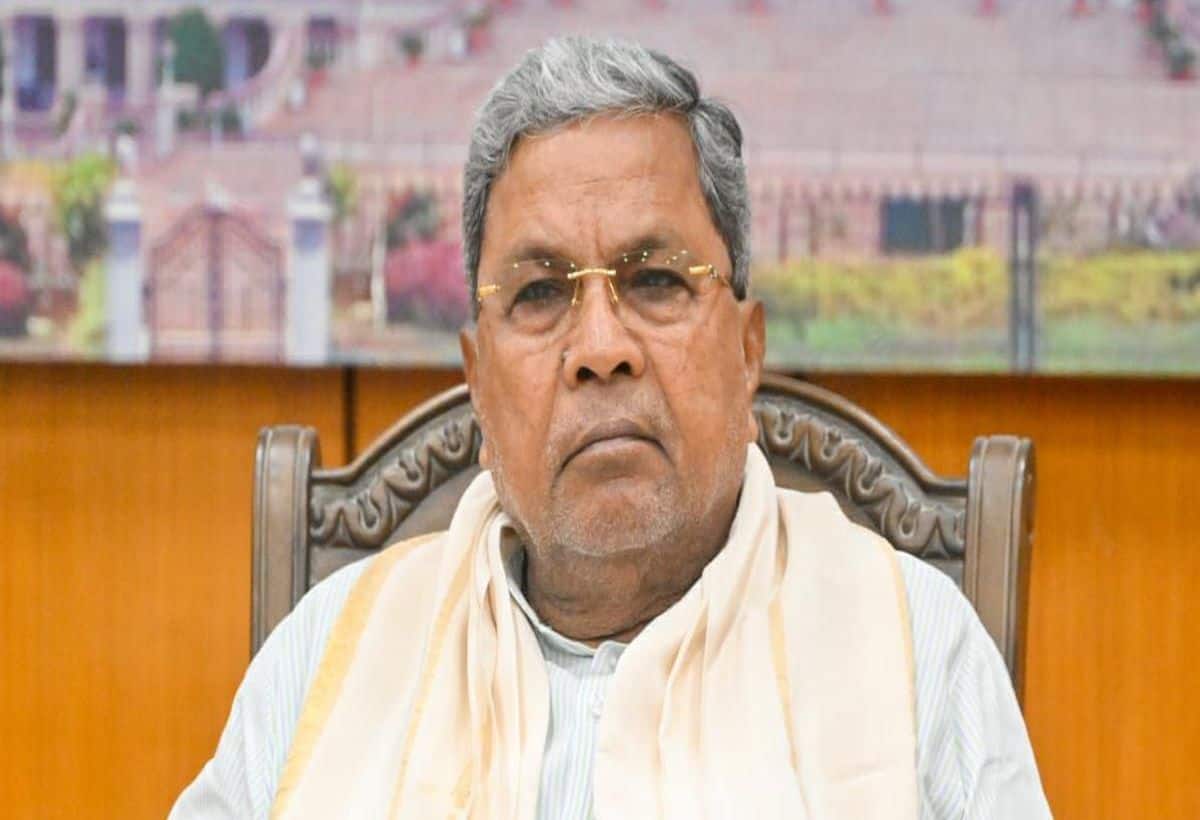 MUDA Case: जमीन घोटाला मामले में सिद्धारमैया से पुलिस ने की 2 घंटे पूछताछ, सीएम बोले- सभी सवालों के जवाब दिए