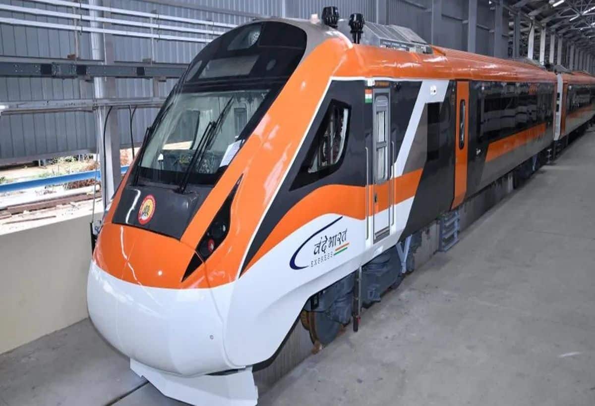 Vande Bharat Sleeper: साल 2025 से शुरू होंगी 10 नई वंदे भारत स्लीपर ट्रेनें, जानिए रूट और ट्रेन के फीचर्स