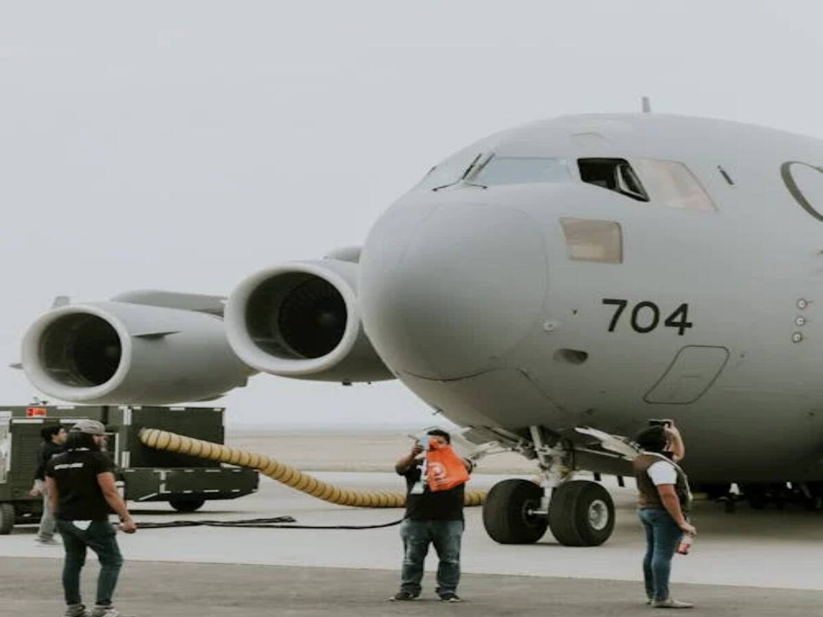 Jet Fuel Rate Hike: दो महीने की राहत के बाद झटका, हवाई जहाज का तेल हुआ महंगा Jet Fuel Rate Hike: दो महीने की राहत के बाद झटका, हवाई जहाज का तेल हुआ महंगा
