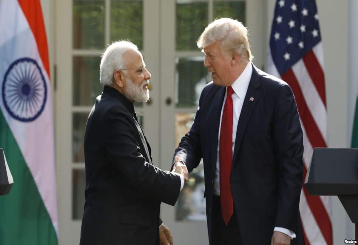 "पूरी दुनिया आपसे प्यार करती है": ऐतिहासिक जीत के बाद पीएम मोदी से बातचीत में बोले डोनाल्ड ट्रंप