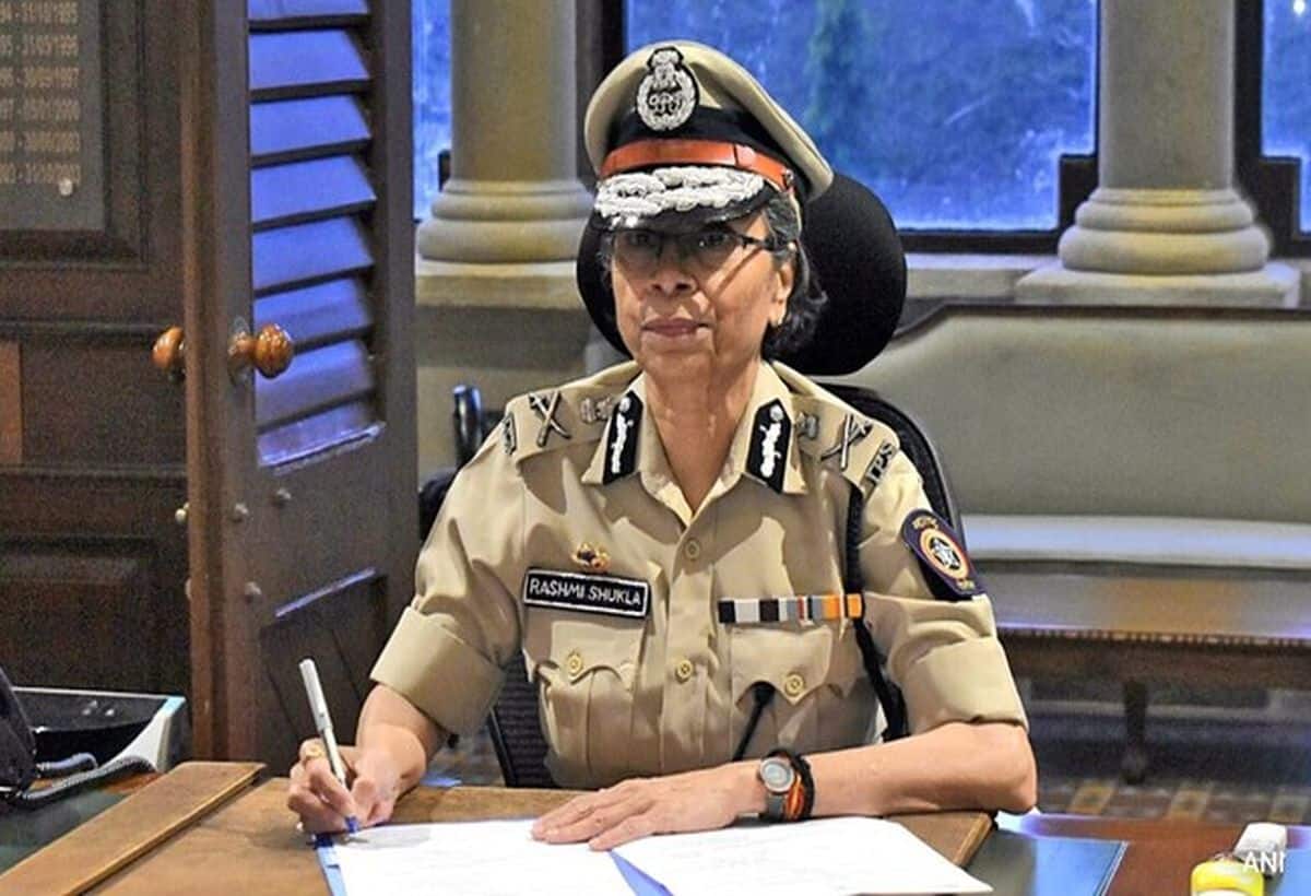 Maha Victory: महाराष्ट्र की फिर DGP बनीं IPS रश्मि शुक्ला, महायुति सरकार ने किया बहाल