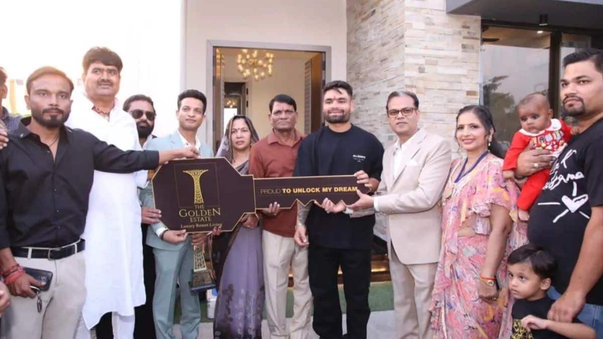 क्रिकेटर रिंकू सिंह ने अलीगढ़ में खरीदी आलीशान कोठी, KKR ने ₹13 करोड़ में किया है रिटेन