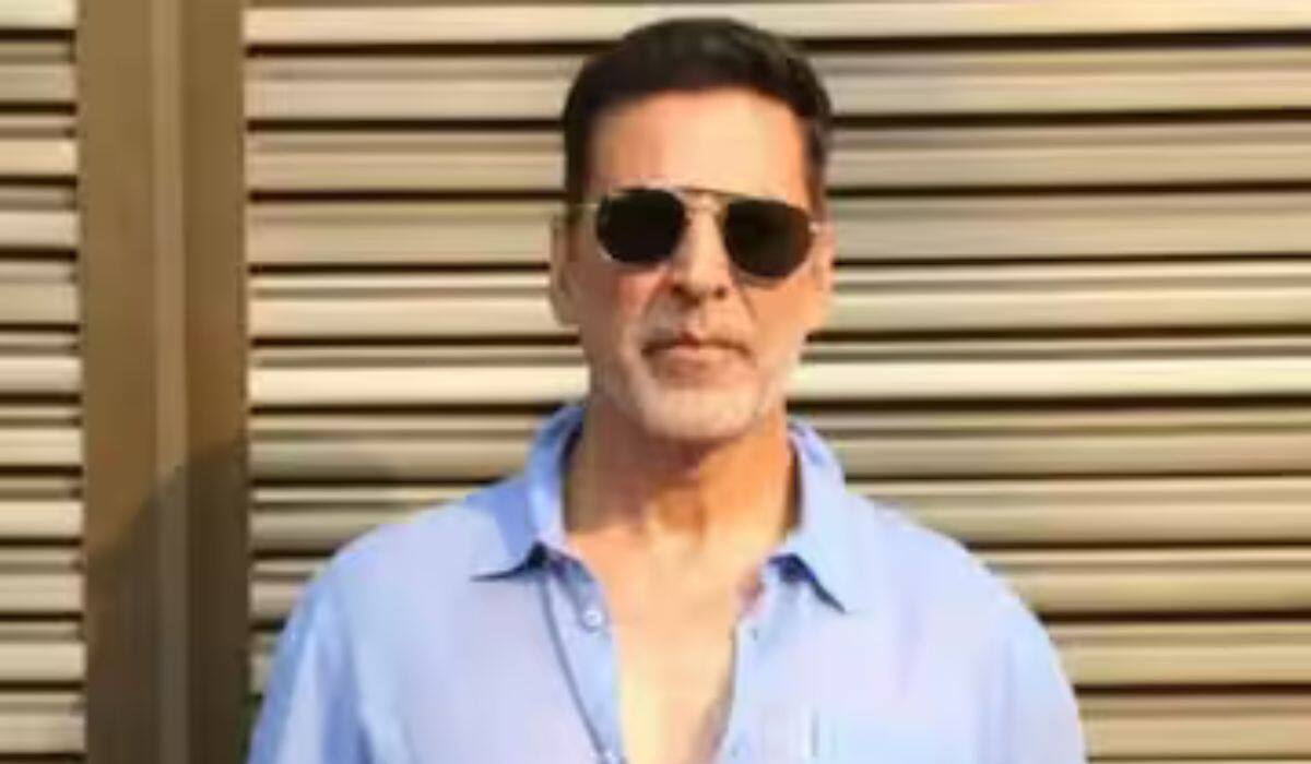 Akshay Kumar Injured: हाउसफुल 5 की शूटिंग के दौरान हुआ हादसा, स्टंट करते समय अक्षय कुमार की आंख में लगी चोट Akshay Kumar Injured: हाउसफुल 5 की शूटिंग के दौरान हुआ हादसा, स्टंट करते समय अक्षय कुमार की आंख में लगी चोट