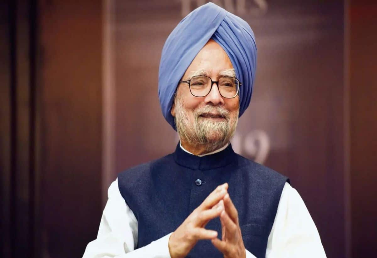 'Hop, Skip and Jump': जिस अभियान ने बदली देश की किस्मत, पीछे हटना चाह रहे थे PV, तब मनमोहन ने कहा-अभी नहीं तो कभी नहीं 'Hop, Skip and Jump': जिस अभियान ने बदली देश की किस्मत, पीछे हटना चाह रहे थे PV, तब मनमोहन ने कहा-अभी नहीं तो कभी नहीं
