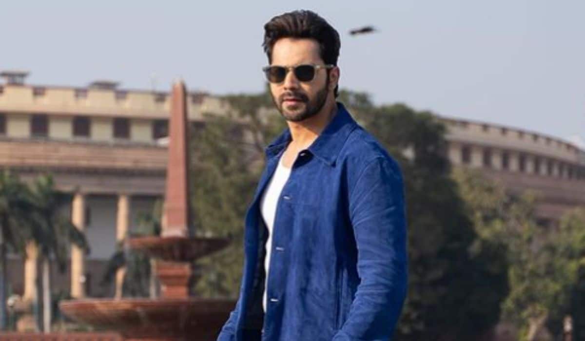 Varun Dhawan: मैच हारने के बाद जब बंद कमरे में इमोशनल हो गए थे विराट, वरुण धवन ने सुनाया ये किस्सा Varun Dhawan: मैच हारने के बाद जब बंद कमरे में इमोशनल हो गए थे विराट, वरुण धवन ने सुनाया ये किस्सा