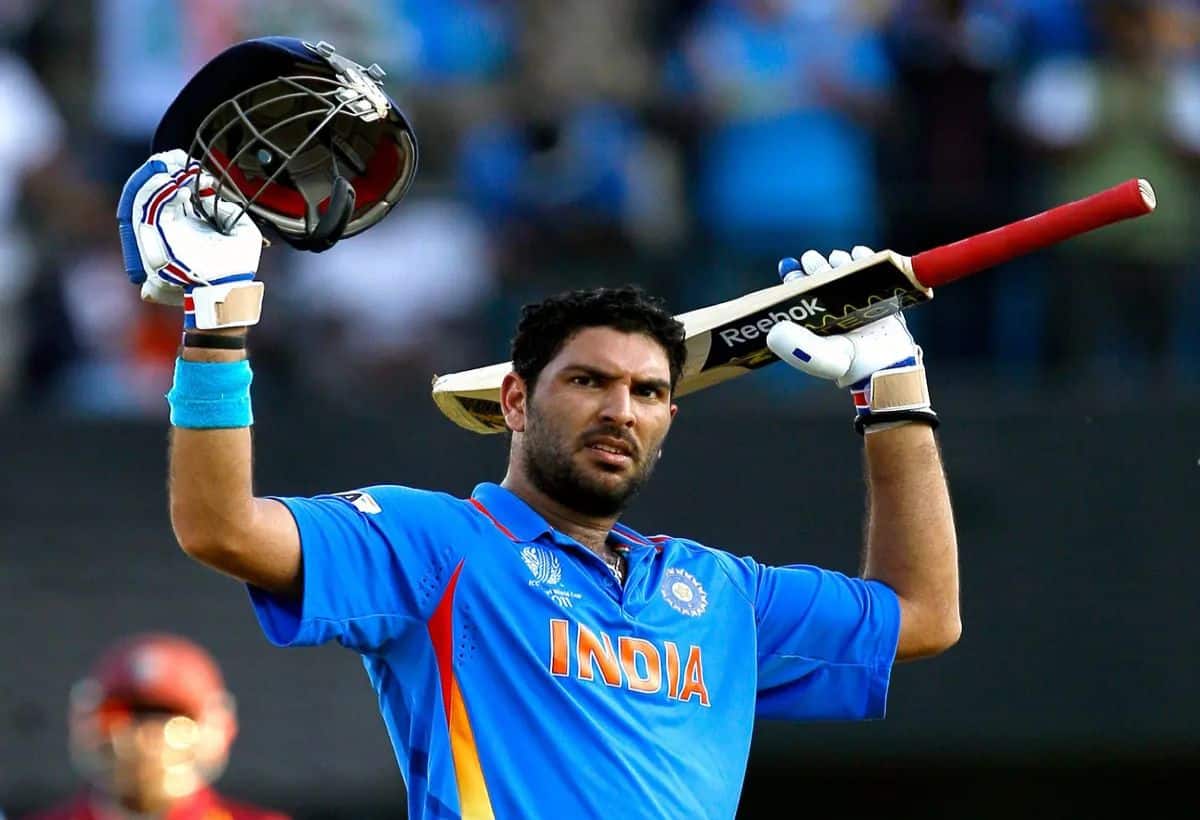 Yuvraj Singh Birthday: 43 साल के हुए युवराज सिंह, कैंसर को चटाई थी धूल, दो बार रहे विश्व कप मैच के हीरो Yuvraj Singh Birthday: 43 साल के हुए युवराज सिंह, कैंसर को चटाई थी धूल, दो बार रहे विश्व कप मैच के हीरो