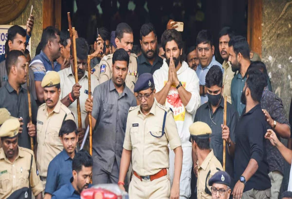 'कपड़े तक बदलने नहीं दिए': गिरफ्तारी के लिए हैदराबाद पुलिस के बेडरूम में घुसने से अल्लू अर्जुन नाराज, देखें वीडियो