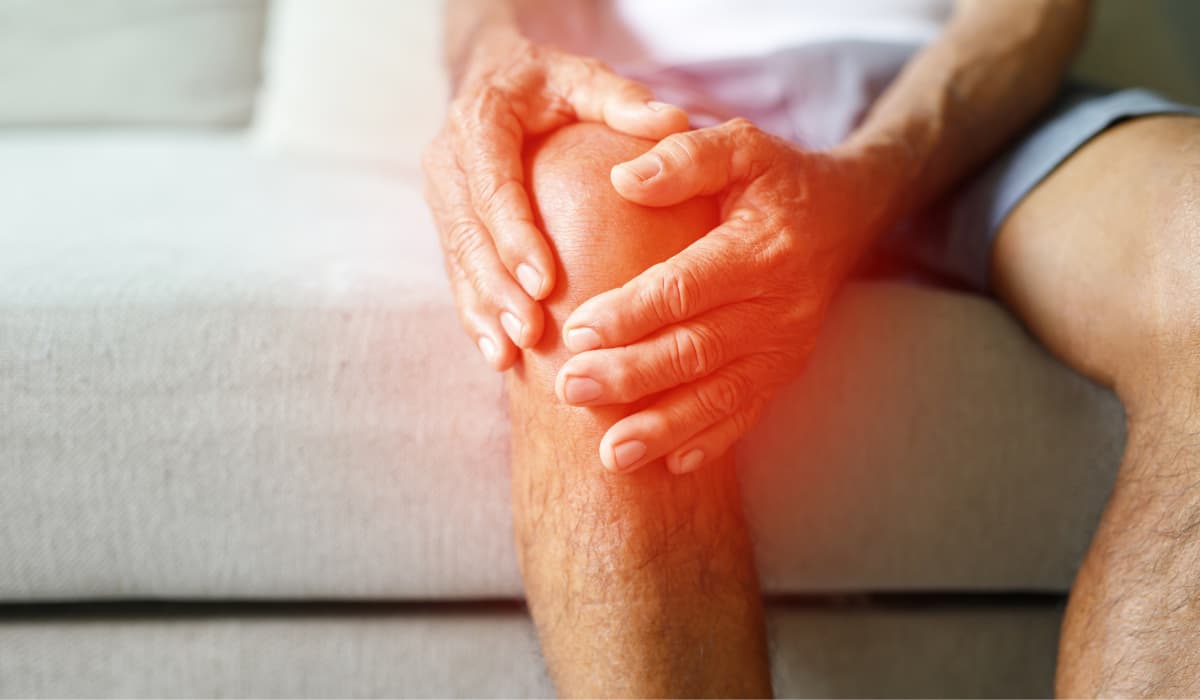Arthritis: ठंड के मौसम में गठिया के मरीज रहें अलर्ट, डॉक्टर ने बताए उपाय, दर्द से मिलेगा छुटकारा
