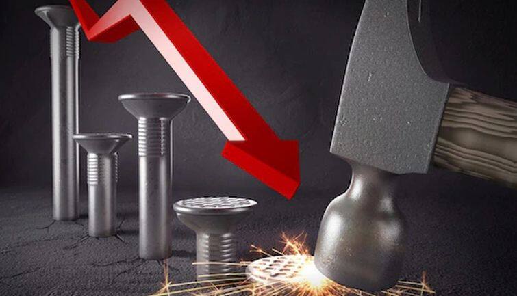 Share Market: शेयर बाजार लगातार तीसरे दिन धड़ाम, सेंसेक्स 500 अंक टूटा, निवेशकों के ₹2.4 लाख करोड़ डूबे