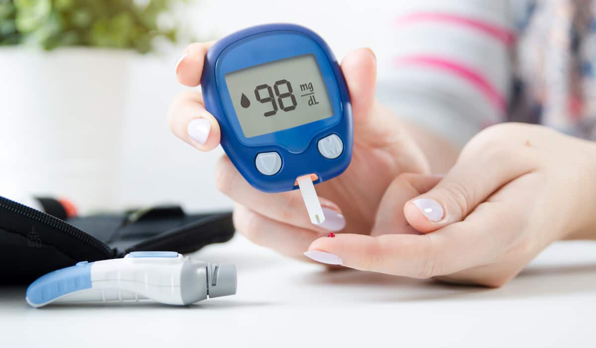 Diabetes: अचानक शुगर लेवल हो जाए कम, फौरन करें ये उपाय, मिलेगा आराम Diabetes: अचानक शुगर लेवल हो जाए कम, फौरन करें ये उपाय, मिलेगा आराम