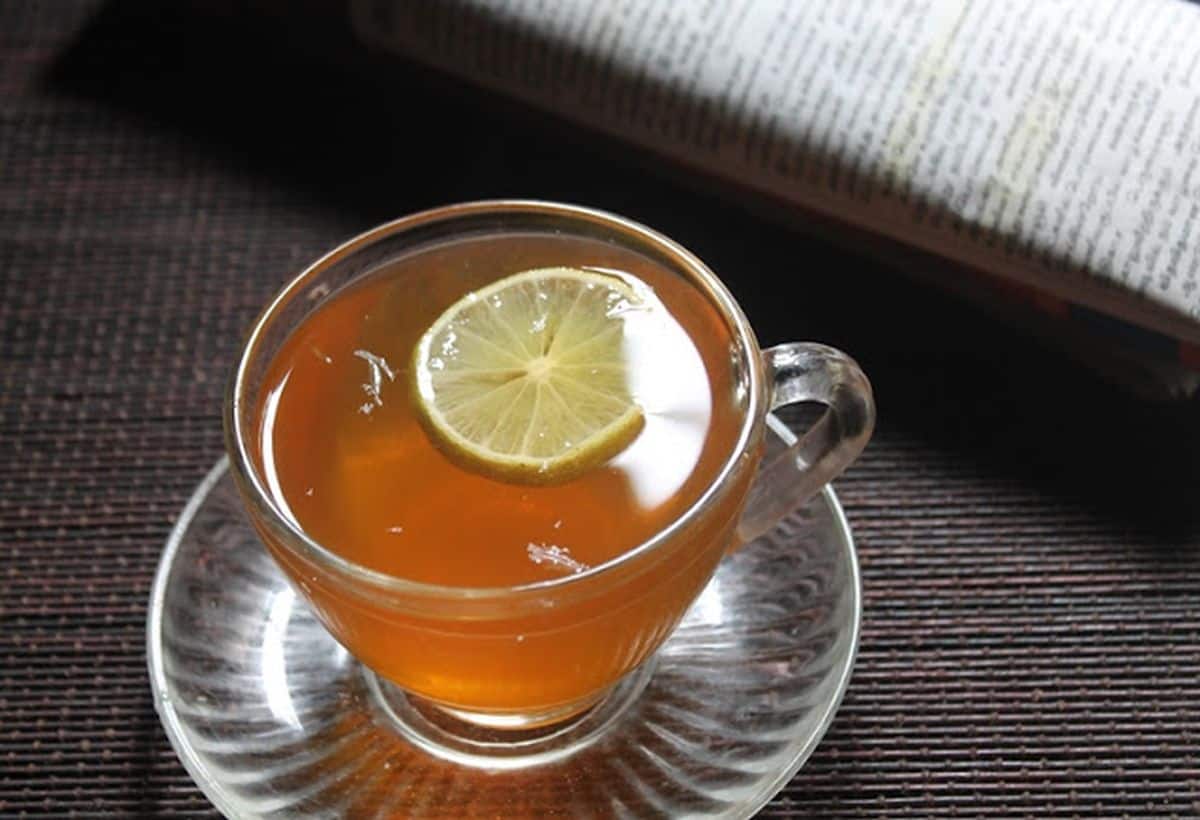 Best Morning Drinks: कड़ाके की ठंड में सुबह-सुबह से पिएं ये ड्रिंक्स, शरीर रहेगा चकाचक, चेहरे में आएगी चमक