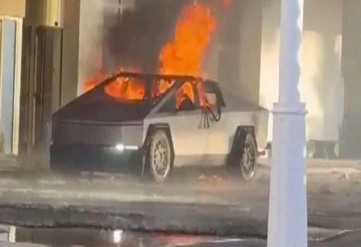 ट्रंप इंटरनेशनल होटल के बाहर Tesla साइबरट्रक में विस्फोट, 1 की मौत, एलॉन मस्क ने बताया आतंकी हमला