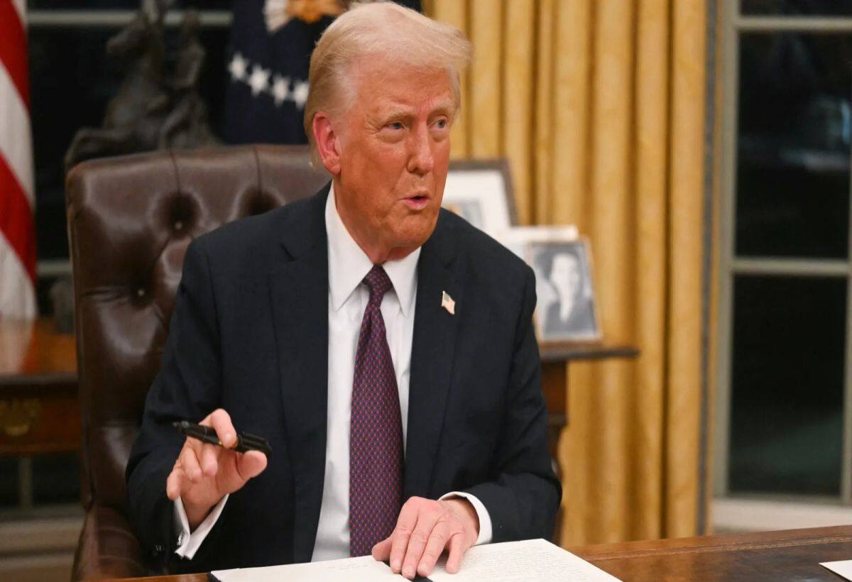 Donald Trump: राष्ट्रपति बनते ही डोनाल्ड ट्रंप ने शुरू की धमाकेदार बैटिंग, BRICS को दी धमकी, WHO से हुए बाहर, जानिए अहम फैसले Donald Trump: राष्ट्रपति बनते ही डोनाल्ड ट्रंप ने शुरू की धमाकेदार बैटिंग, BRICS को दी धमकी, WHO से हुए बाहर, जानिए अहम फैसले