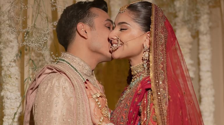 सिंगर अनुव जैन ने हृदि नारंग संग लिए सात फेरे, शादी की खूबसूरत तस्वीरें आईं सामने