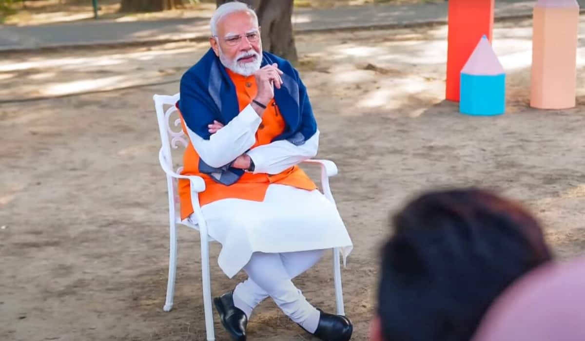 Pariksha Pe Charcha 2025: पीएम मोदी ने छात्रों को कैसे दूर करें परीक्षा का तनाव, दिए कुछ खास टिप्स