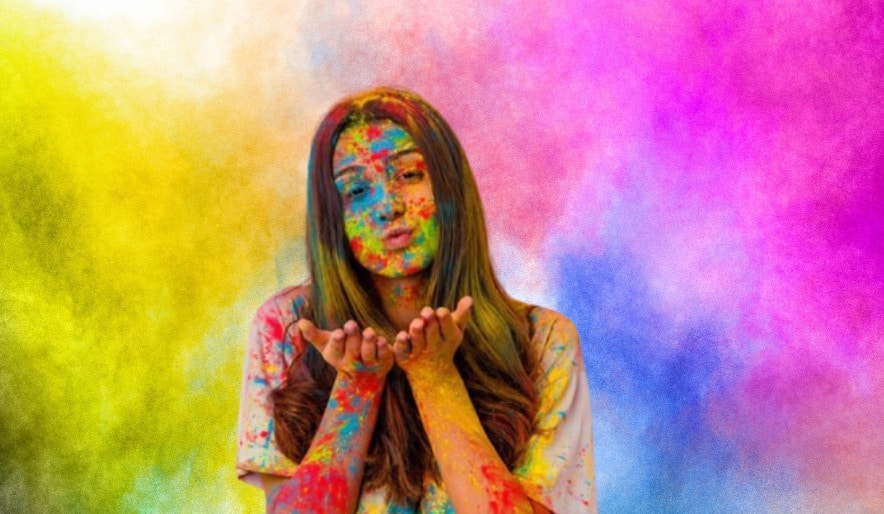 Holi Skin Care: रंगों की मस्ती में न हो स्किन और बालों का नुकसान, होली से पहले अपनाएं ये जरूरी टिप्स