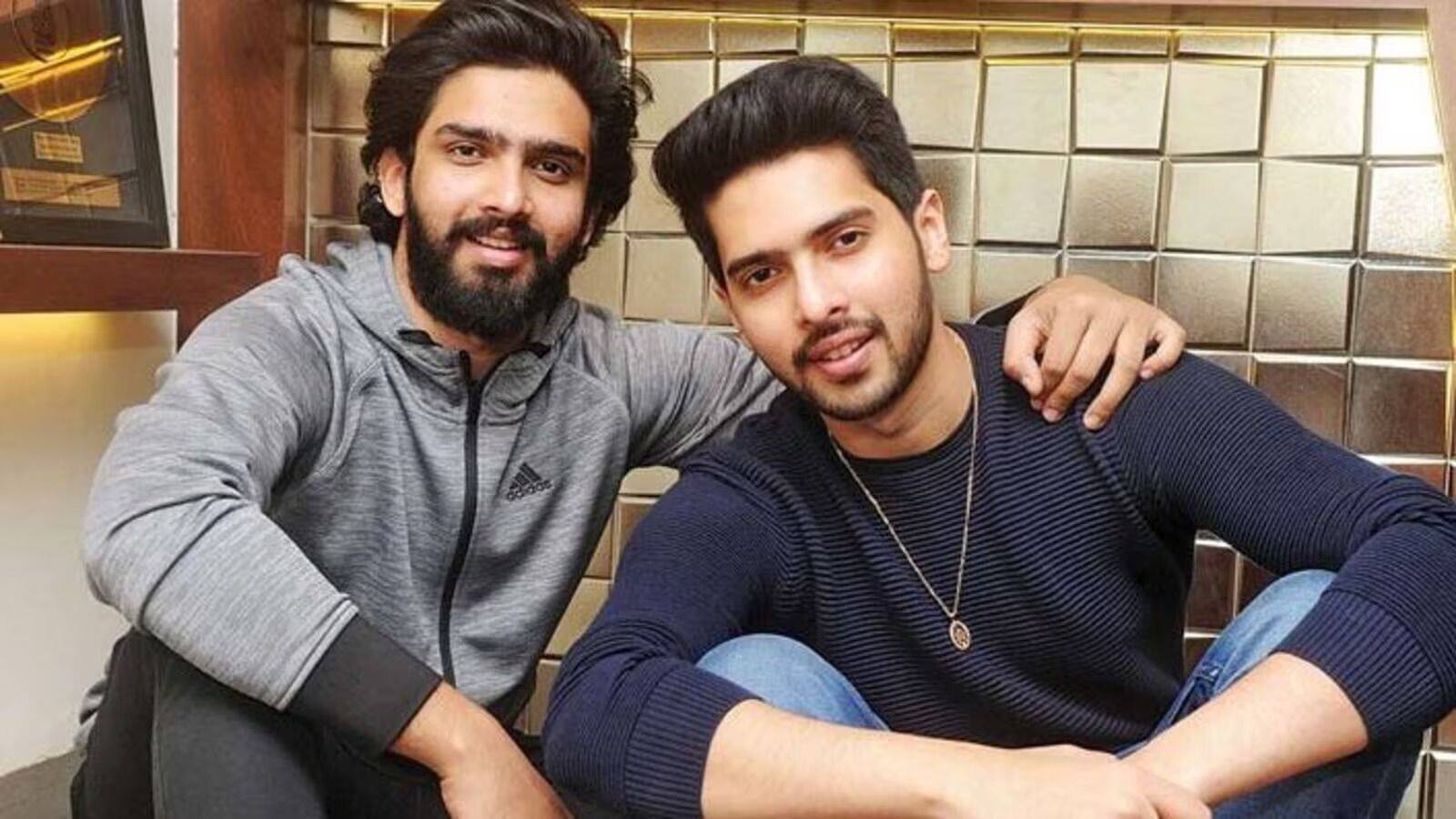 Amaal Mallik: डिप्रेशन के शिकार हुए सिंगर अमाल मलिक, माता-पिता पर लगाए आरोप, तोड़ा रिश्ता, अब पोस्ट कर दी डिलीट