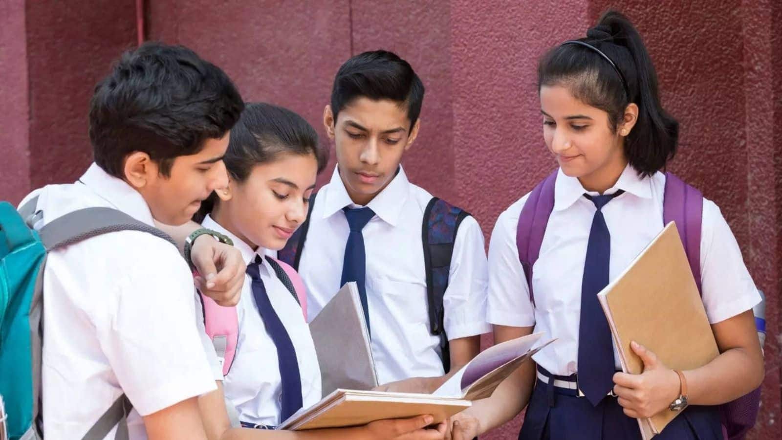 UP Board 2025 Compartment Results: यूपी बोर्ड 10वीं, 12वीं कंपार्टमेंट परीक्षा 2025 के नतीजे जारी, ऐसे देखें अपना रिजल्ट