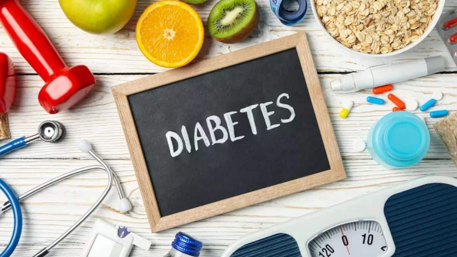 Diabetes के मरीजों को शाम 7 बजे के बाद नहीं करना चाहिए डिनर, जानिए क्यों Diabetes के मरीजों को शाम 7 बजे के बाद नहीं करना चाहिए डिनर, जानिए क्यों