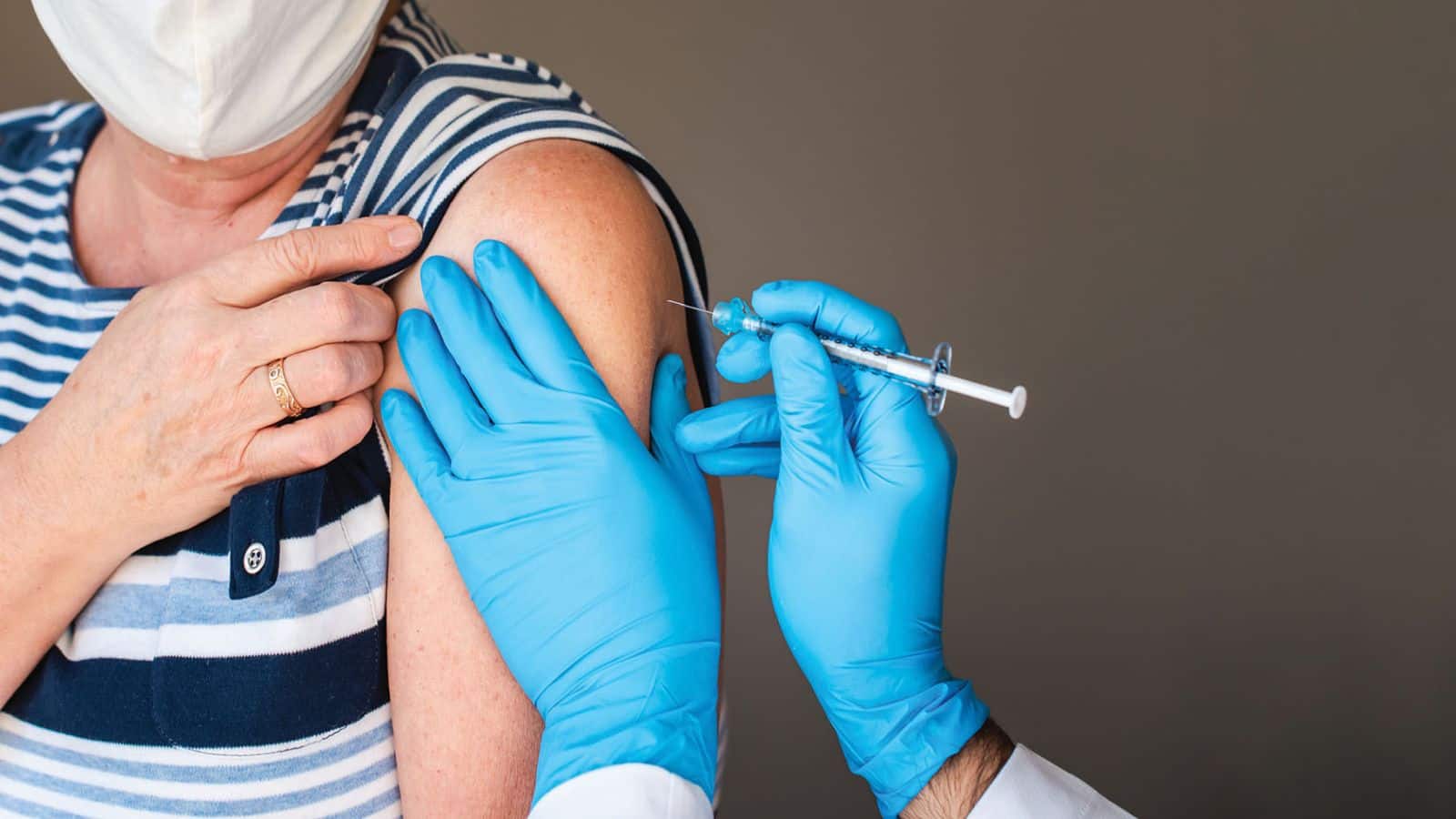 Vaccine for Heart Attack: चीनी वैज्ञानिकों ने खोज ली स्ट्रोक और हार्ट अटैक की वैक्सीन, लाखों लोगों की बचेगी जिंदगी