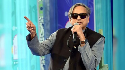 कांग्रेस सांसद शशि थरूर ने मुस्तफिजुर रहमान को लेकर बड़ी बात कही है। 
