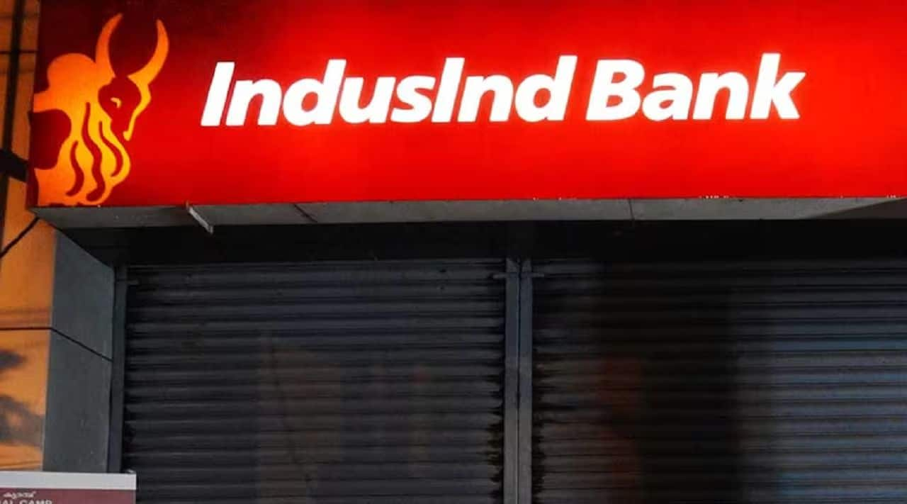 IndusInd Bank share price : RBI ने कहा बैंक की वित्तीय सेहत में खराबी नहीं, इंडसइंड बैंक के शेयरों को लगे पंख